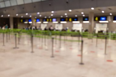 Havaalanı yolcuları bekliyor - Kalabalık Kontrol engelleri