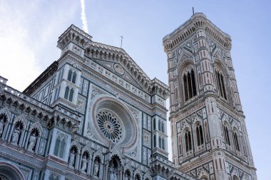 Toskana, Floransa, İtalya 'daki Santa Maria del Fiore Katedrali. Seyahat, turizm ve tatil kavramı. Floransa 'nın mimarisi ve simgesi.