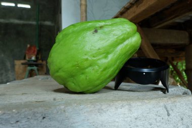 High-Quality Fresh Green Chayote Fruits and Vegetables with Detailed Texture  Perfect for Design and Culinary Projects clipart