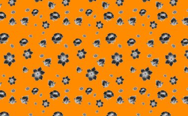 Siyah ve beyaz şekillendirilmiş çiçek ve tomurcukların parlak turuncu bir arka plana saçıldığı tekrarlanan bir desen