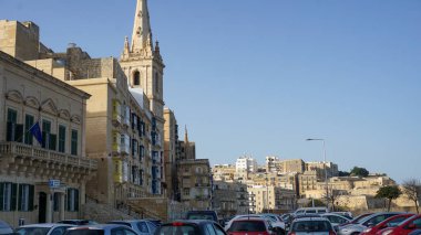 VALLETTA MALTA 03-OCT-2024. St. Paul Katedrali 'nin sokak manzarası, resmi adı The Pro-Cathedral and Collegiate Church of Saint Paul, Avrupa piskoposluğunun Anglikan yanlısı bir katedralidir. 