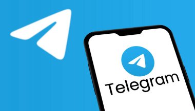 Chittagong, Bangladeş - 28 Eylül 2024: Telgraf Logosu akıllı telefonda gösteriliyor.