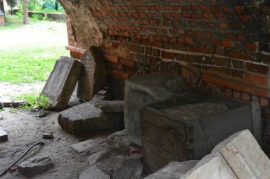 Moskova 'daki Krutitsy Metochion, Taganka ilçesine yakın Moskva Nehri yakınlarında yer alan eşsiz bir tarihi ve mimari komplekstir. 14. yüzyılda kurulan bina, bir zamanlar Sarai ve Podon Metropolitan 'ın ikametgahı olarak hizmet vermiştir. Şey... 