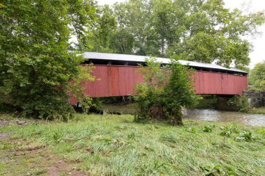 Fleishman 's Covered Bridge Perry County' de yer almaktadır. 