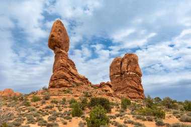 Moab Utah 'taki Arches Ulusal Parkı' nda kaya oluşumu.