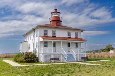 Maryland Saint Mary 's County' deki Deniz Feneri 'nin Bir Bahar Günü Fotoğrafı