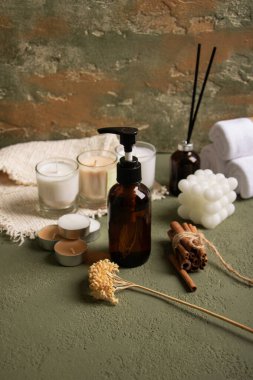 kozmetik ürün kümesi