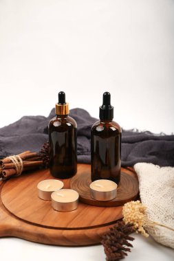 Doğal ürünler, doğal ürünler ve petrolle spa ve sağlık ortamı. Spa ve vücut bakımı kavramı.