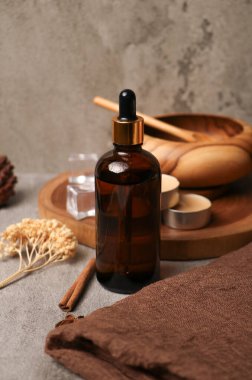 Ahşap masa Spa kompozisyonu.