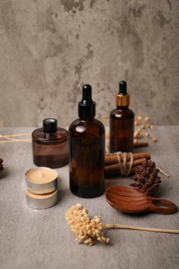 Masada doğal kozmetik ürünleri olan kompozisyon. spa tedavisi