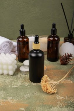 Ahşap arkaplan üzerine spa kavramı