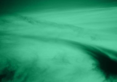 Çarpıcı Yeşil Renkler Harmanlıyor ve Soyut Sanat Arkaplanını Sıçratıyor