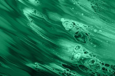 Büyüleyici Yeşil Akışkan Soyut: Organik Akış ve Sıvı Sanat Arkaplanı