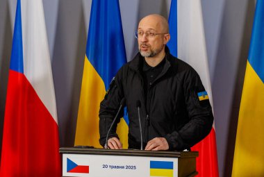 Uzhhorod, Ukrayna - 20 Mayıs 2025: Ukrayna Başbakanı Denys Şmyhal Ukrayna ve Çek başbakanlarının toplantının sonuçları hakkında verdiği brifingde konuştu.