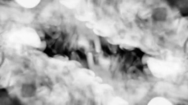 Gerçekçi yükselen ve düşen duman geçiş animasyonu