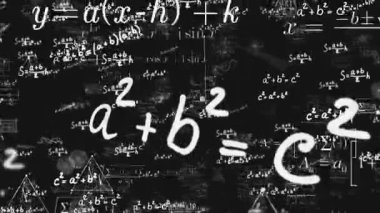Kamera siyah zemin üzerinde matematik formülleri, matematik hesaplamaları, cebir denklemleri, bilimsel ve eğitici kavramlar üzerinden uçar.