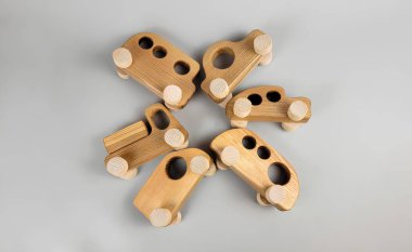 Güzel tahta oyuncaklar Tahta kule