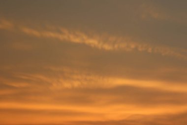 Çiftlikte akşam batımı