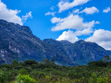 Dağların güzel manzarası