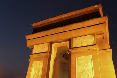 Gül Kediri Kavşağı anıtı, Haziran 2024 'te Kediri Endonezya' da