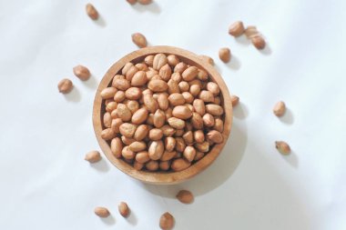 Beyaz arkaplanda izole edilmiş fasulye