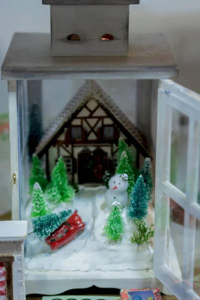 Lámpara Retro Exterior Navidad Con Muñecos Nieve — Foto de Stock