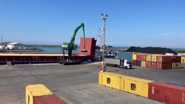 Trabzon Turkki Toukokuuta 2023 Viljan Purkaminen Aluksesta Mustanmeren Vilja Aloitteen — kuvapankkivideo