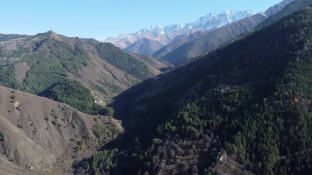Όμορφο Τοπίο Στον Καύκασο Βουνά Κορυφαία Θέα Από Ψηλά — Αρχείο Βίντεο
