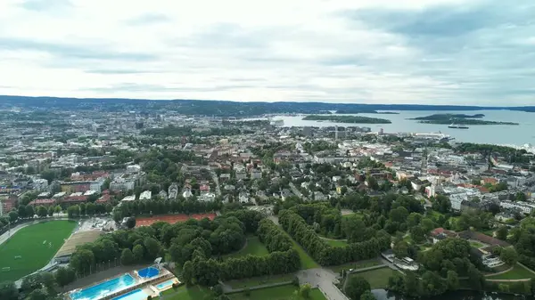 Norveç'teki Bergen şehrin havadan görünümü