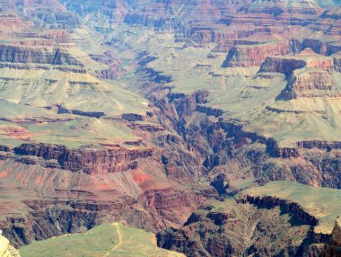 Büyük Kanyon Ulusal Parkı, Arizona, ABD 'nin Güney Halkası' ndan hayranlık uyandırıcı görüntüler. Dramatik uçurumlara, geniş manzaralara ve bu ikonik doğa harikasının nefes kesici güzelliğine hayran kaldım.