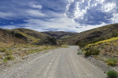 Ölüm Vadisi Ulusal Parkı 'nın arka yollarında seyahat etmek, Kaliforniya, ABD