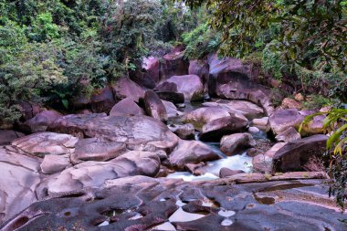 Babindan Kayaları 'nda, Babinda, Queensland, Avustralya