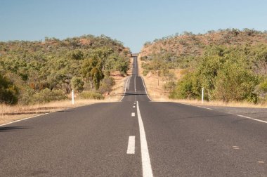 Uzak Kuzey Queensland, Avustralya 'daki Chillagoe' ya seyahat