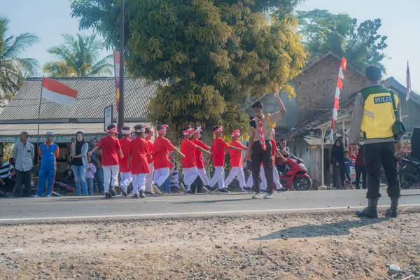 stock image Indonesian kids celebrate Indonesia independence day with outdoor contest.