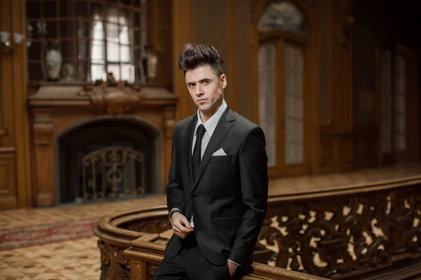 Handsome Male Model New Suit Beautiful Room — Stock Photo, Image