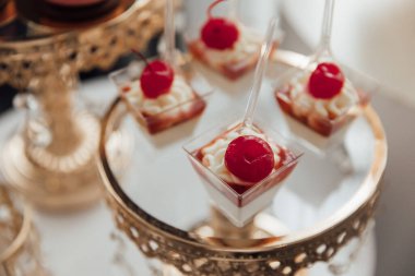 Mutfak mutfak büfe akşam yemeği yemek kutlama parti kavramı yemek Catering.