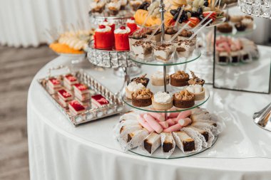 Mutfak mutfak büfe akşam yemeği yemek kutlama parti kavramı yemek Catering.