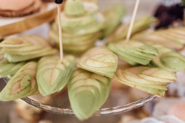 Düğün pastası, düğün töreninden sonra geleneksel olarak verilen özel bir pastadır.