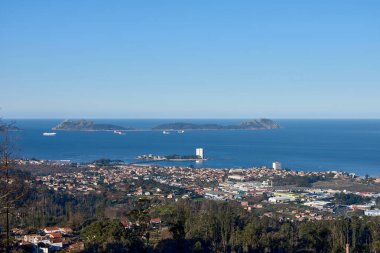 Güzel Ra de Vigo, Cies Adaları tarafından korunuyor.