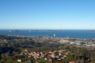 Güzel Ra de Vigo, Cies Adaları tarafından korunuyor.