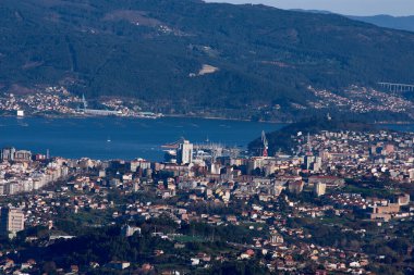 Monte Alba 'dan Vigo' nun panoramik görüntüsü