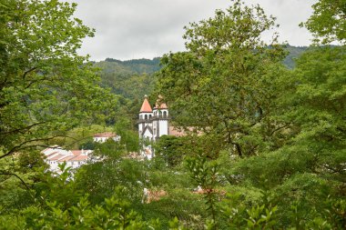 Portekiz 'in Azores Adalarında küçük bir inziva yeri.