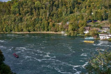 Ren Şelalesi (Rheinfall), İsviçre 'nin kuzeyinde Schaffhausen yakınlarında Neuhausen' de yer alan bir şelaledir.