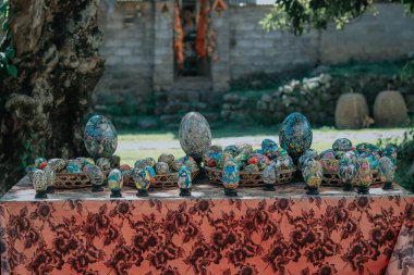 Tenganan Pegringsingan Köyü, Bali 'den Boyalı Yumurta Hatırası.