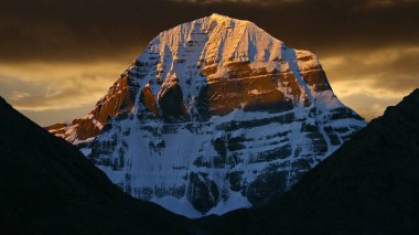 Kutsal Kailash Dağı, Kailash Dağı ve Om Parvat, Kailash, Tibet