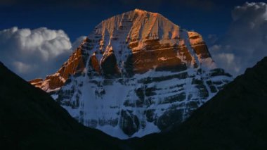 Kutsal Kailash Dağı, Kailash Dağı ve Om Parvat, Kailash, Tibet