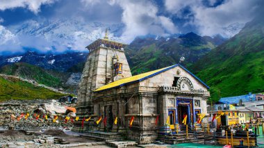 Kedarnath Günlükleri: Güzellik ve Bağlılık