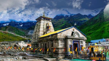 Kedarnath Günlükleri: Güzellik ve Bağlılık