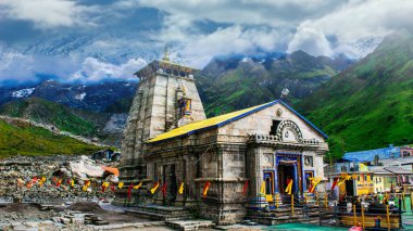 Kedarnath Günlükleri: Güzellik ve Bağlılık