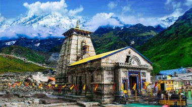 Kedarnath Günlükleri: Güzellik ve Bağlılık